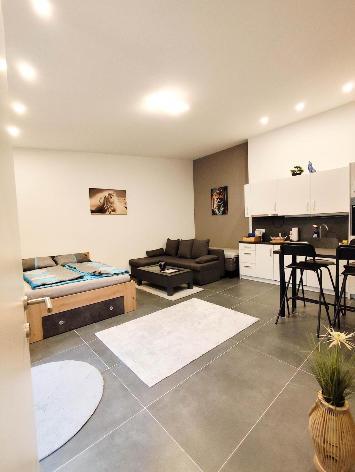 Cozy In Location With Free Parking * Wien