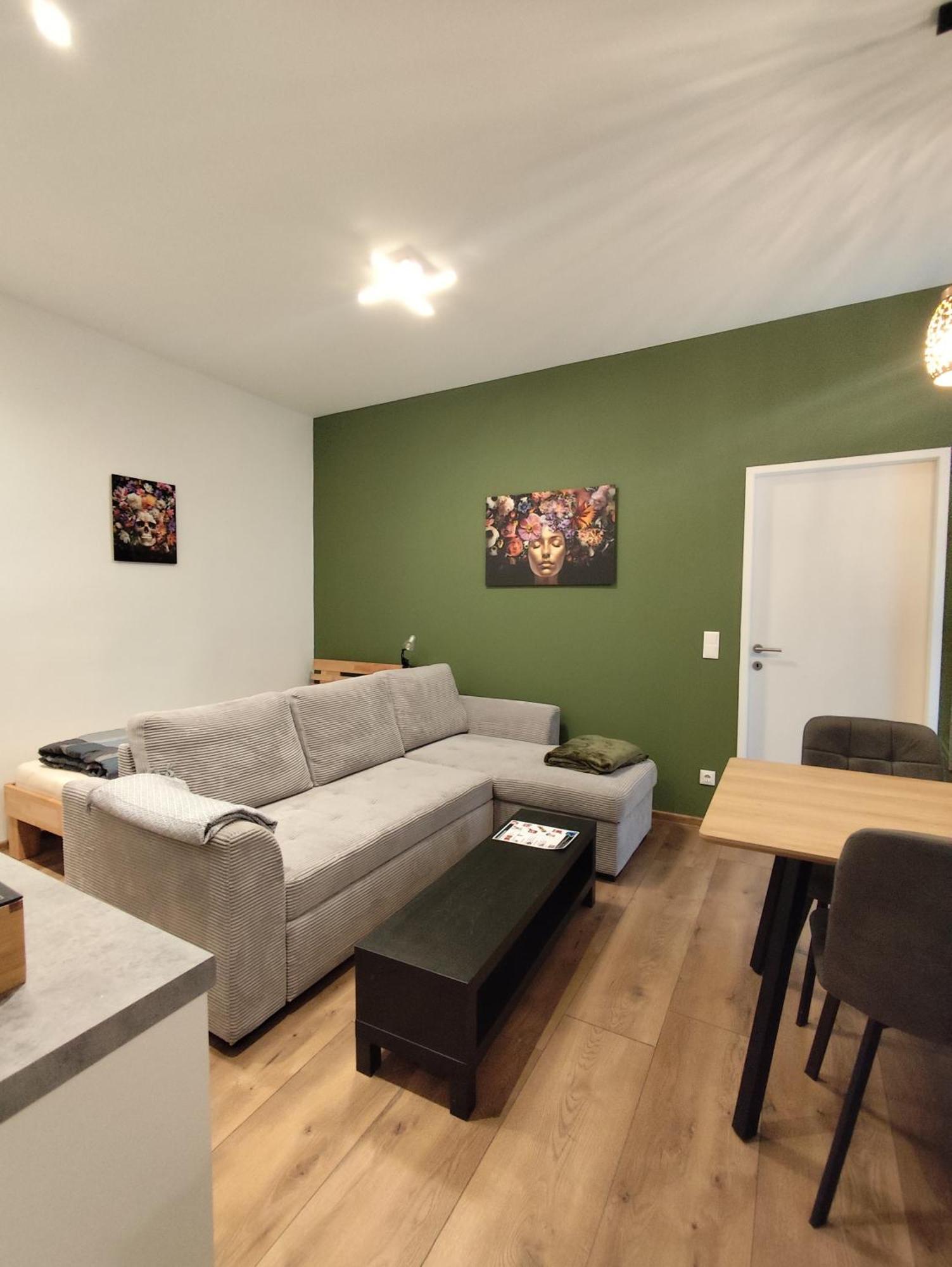 Cozy In Location With Free Parking Apartment Wien
