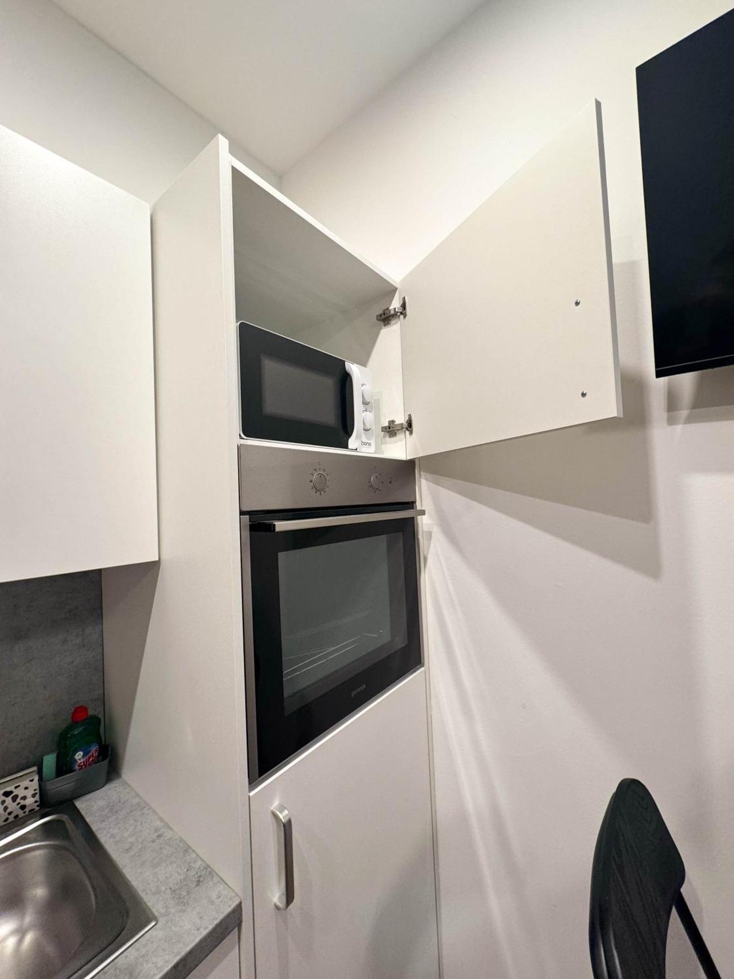 Cozy In Location With Free Parking Wien